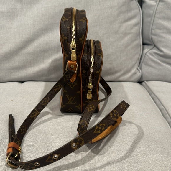 VINTAGE LV DUNABE IN EUC no callouts no peeling honey color - Picture 5 of 10